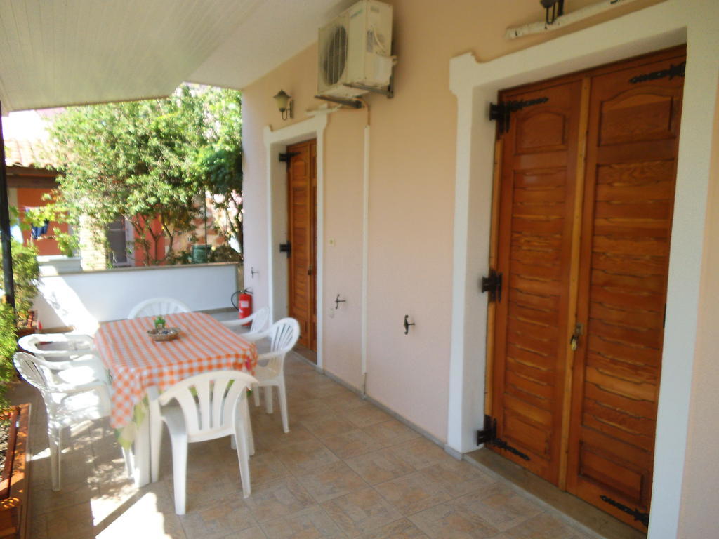 Villa Xenos Каламакион Номер фото