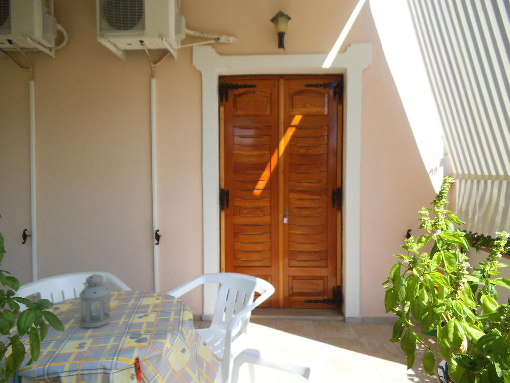Villa Xenos Каламакион Номер фото