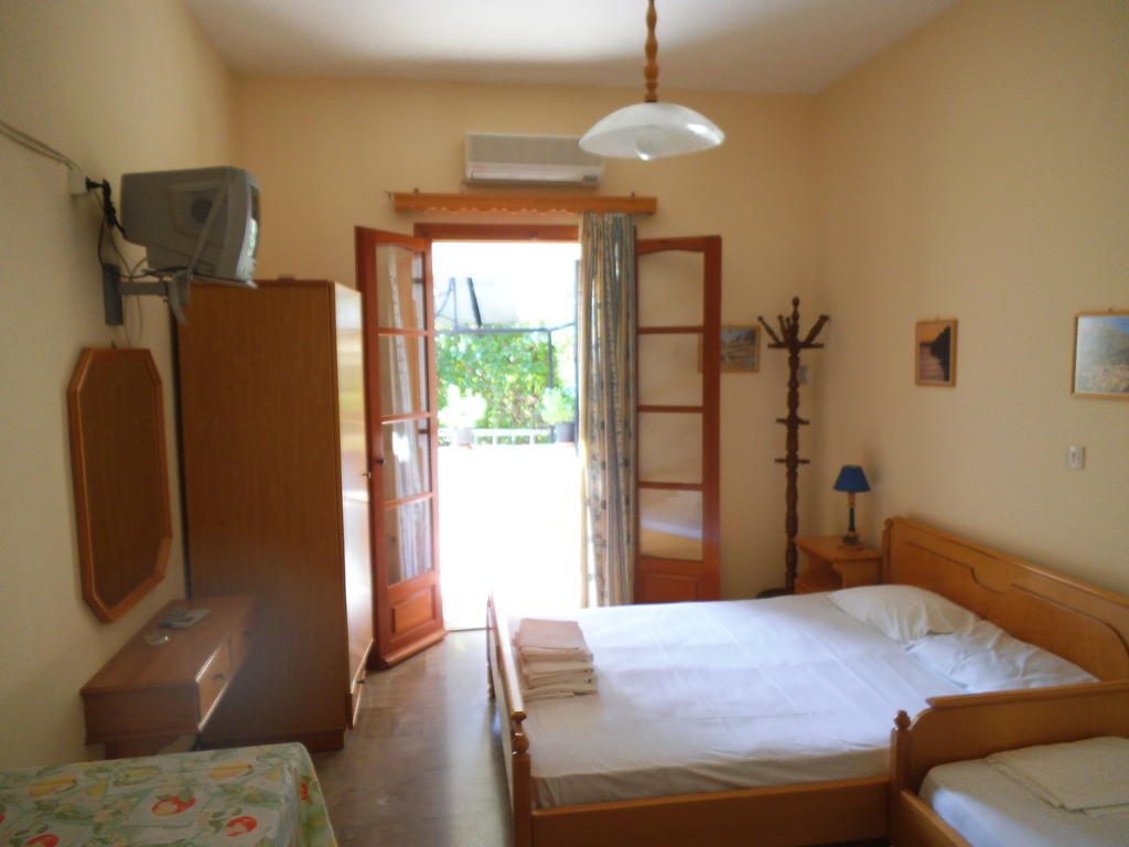 Villa Xenos Каламакион Номер фото